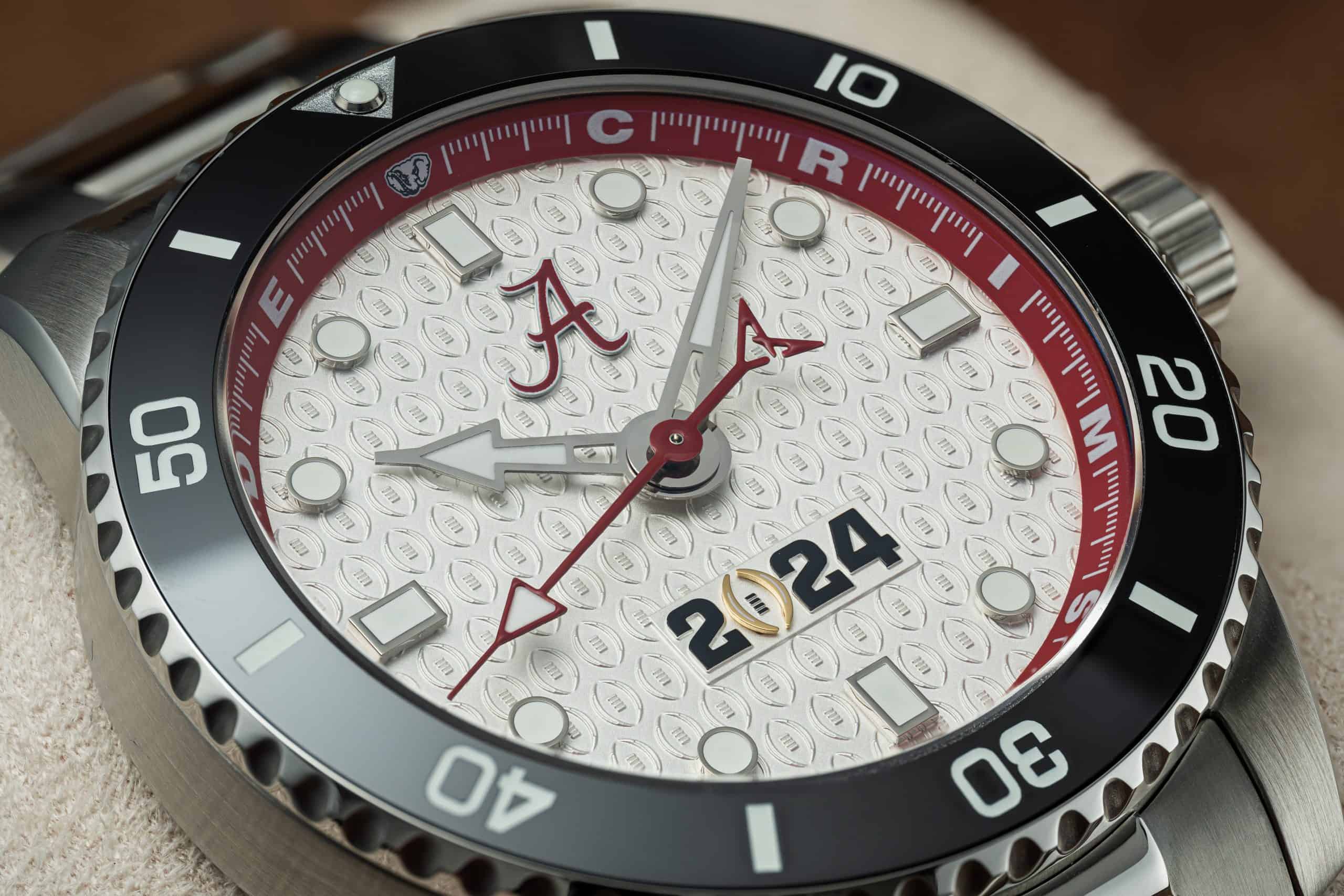 Alabama Crimson Tide Swiss made automatic watch zoom view